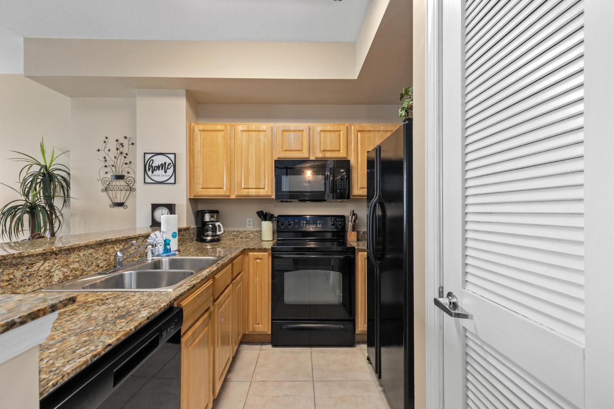 Gulf Front Master Br In Sunrise Beach With Amazing Views! Sleeps 7! Panama City Beach Kültér fotó